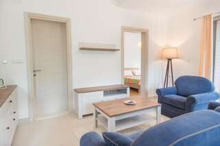 Апартаменты Lavender Bay Apartment Дони-Моринь Апартаменты-37